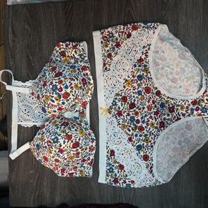 Cacique NWT Women's Floral Embroidered Lace Bra 38D Matching 14/16 Panties NWOT